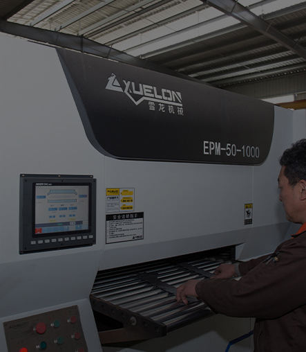 Conas a dhéanamh seilfeanna iarainn